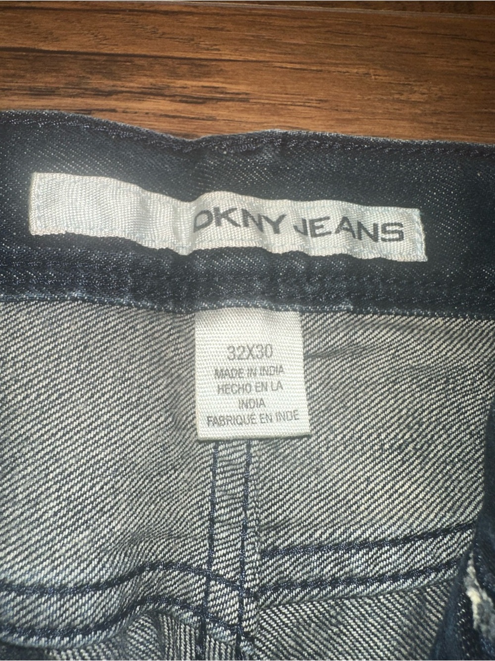 Classic Men's Straight-Leg Jeans in Dark Indigo DKNY - Picture 3 of 4